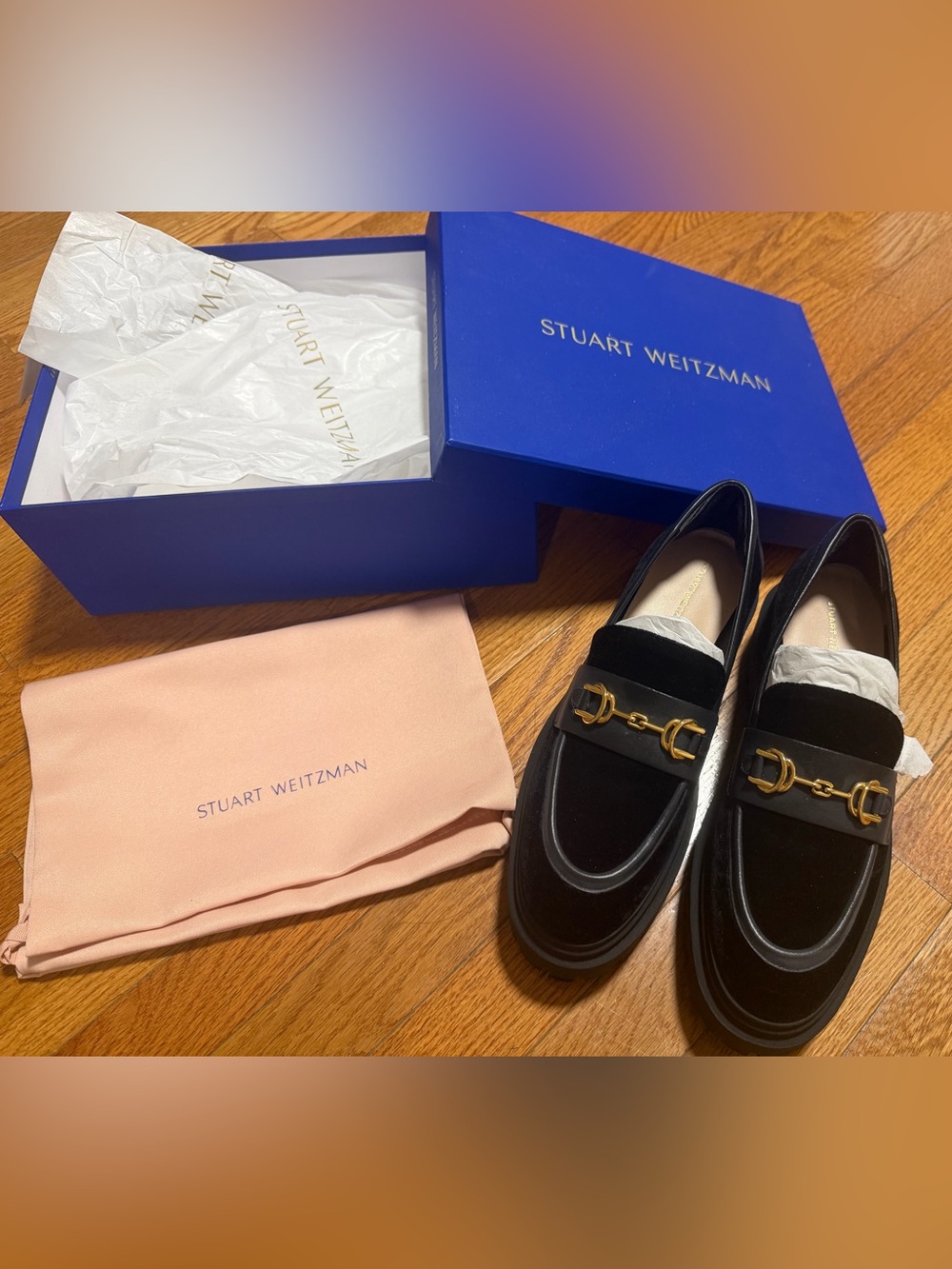 Stuart Weitzman Women’s Black Velvet Loafers with Gold Hardware Sz 8 NWT